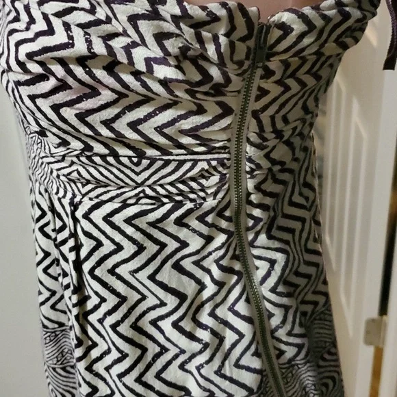 Anthropologie dress Tribal print Strapless Side pockets size 10 - Picture 3 of 5